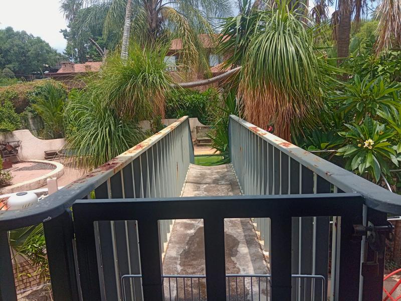 4 Bedroom Property for Sale in Ifafi North West